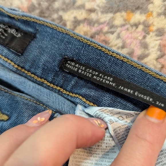 Banana Republic Mid Rise Crop Flare Medium Wash Jeans Size 29 Comfy Casual Denim - Picture 10 of 10